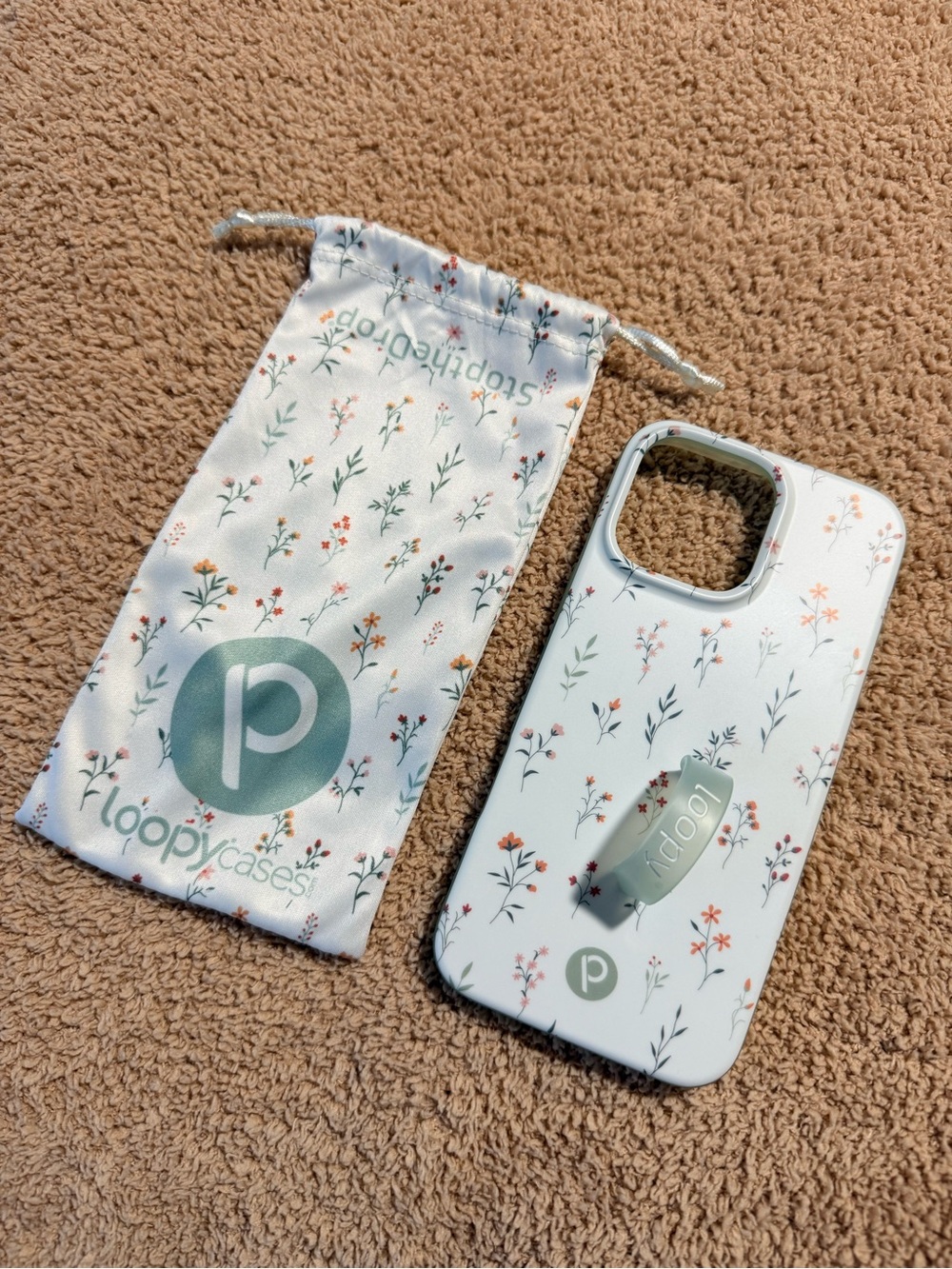 Loopy CaseWhispering
Wildflowers -
Apple iPhone 16
Pro Max (6.9"
Screen) / Lefty